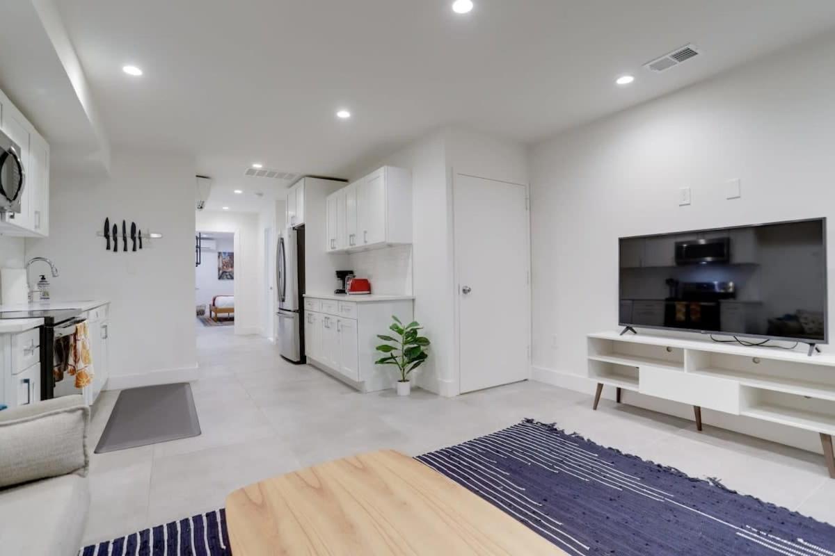 Sojourn Zen Oasis On V Street Nw New Apartment